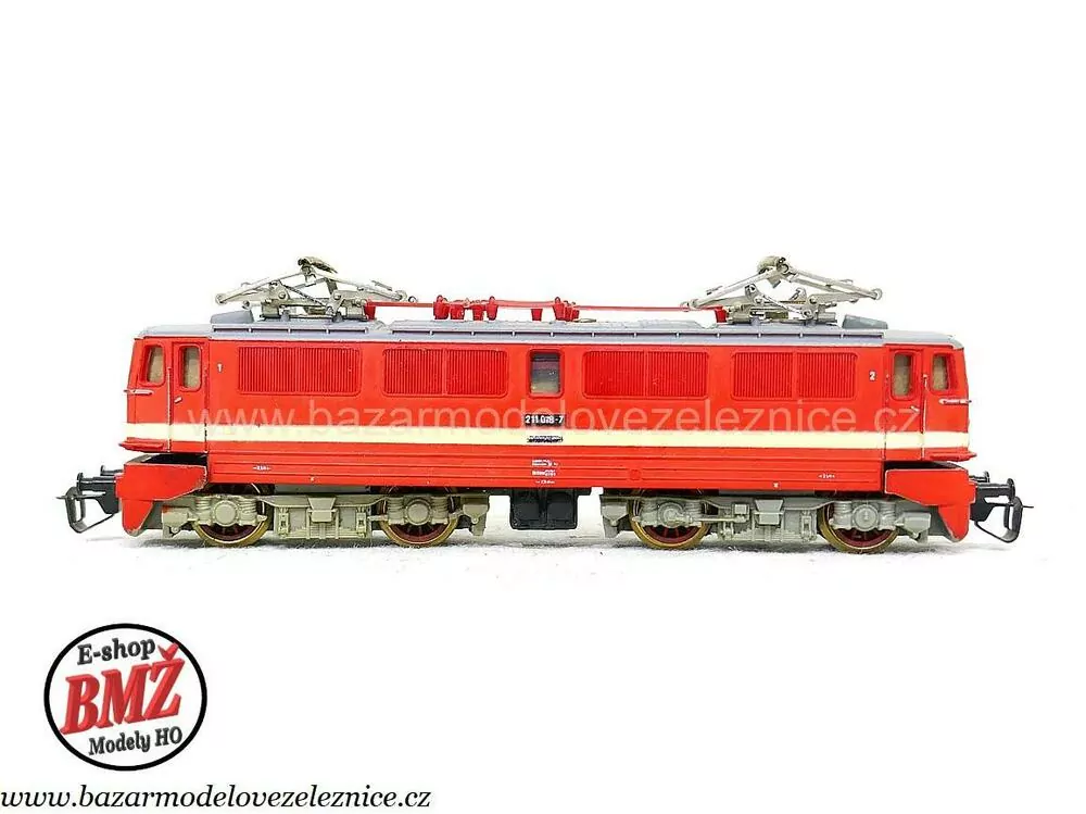 BTTB - Elektrická lokomotiva BR 211 018 DR - TT