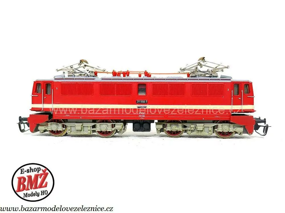 BTTB - Elektrická lokomotiva BR 211 018 DR - TT