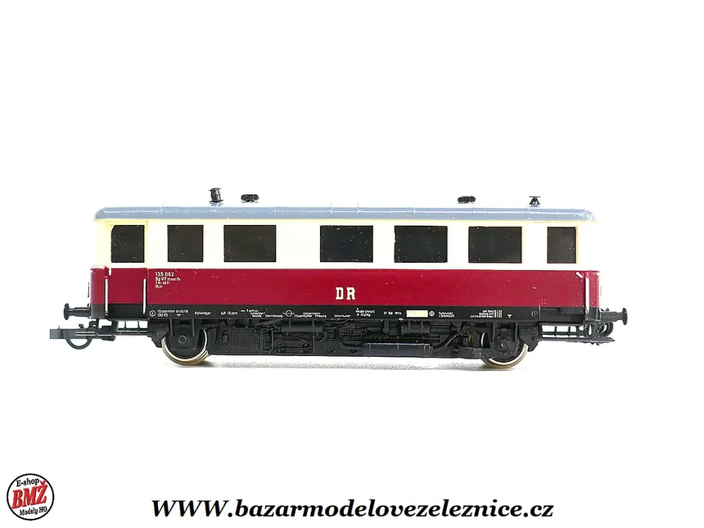 PIKO DDR - DC - Motorový vůz VT 135 DR - HO