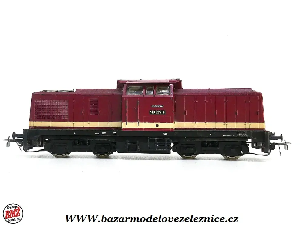 PIKO DDR - DC  - Dieselová lokomotiva BR 110 025  DR - HO