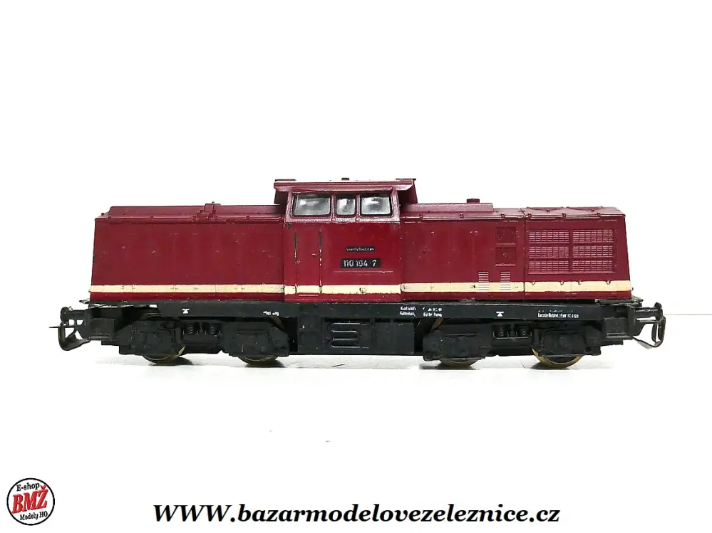 BTTB - Dieselová lokomotiva BR 110 104 DR - TT