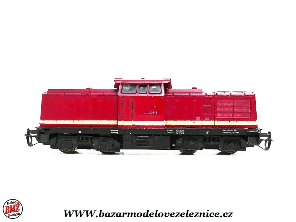 BTTB - Dieselová lokomotiva BR 110 104 DR - TT