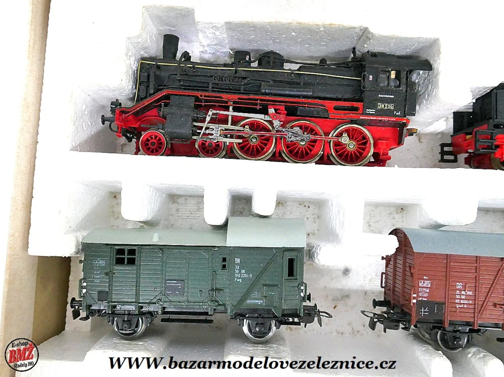 Piko DDR - DC - Set s BR 38 DR + 5 Nákl. vozy - HO