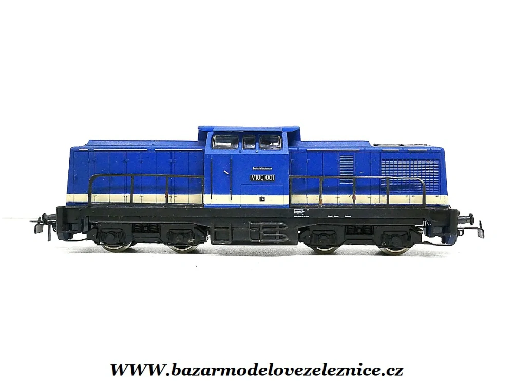 Piko DDR - DC - Dieselová lokomotiva V 100 001 DR - HO