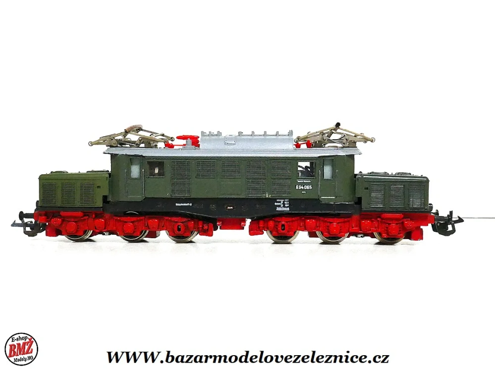 Zeuke - Elektrická lokomotiva E 94 065DR - TT