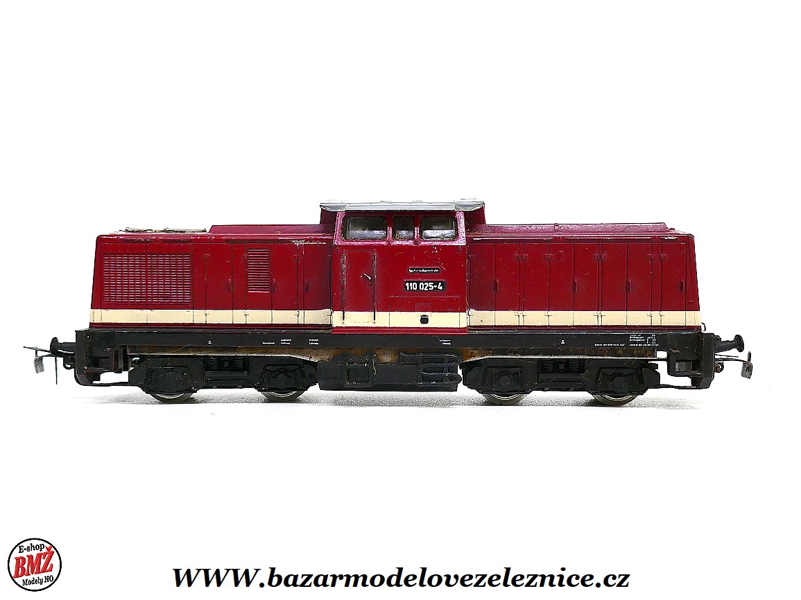 PIKO DDR - DC - Dieselová lokomotiva BR 110 025 DR - HO