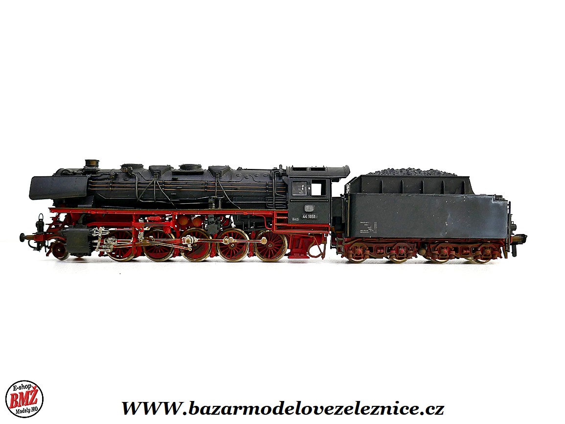 Roco - DC - Parní lokomotiva BR 44 1651 DB patina - HO