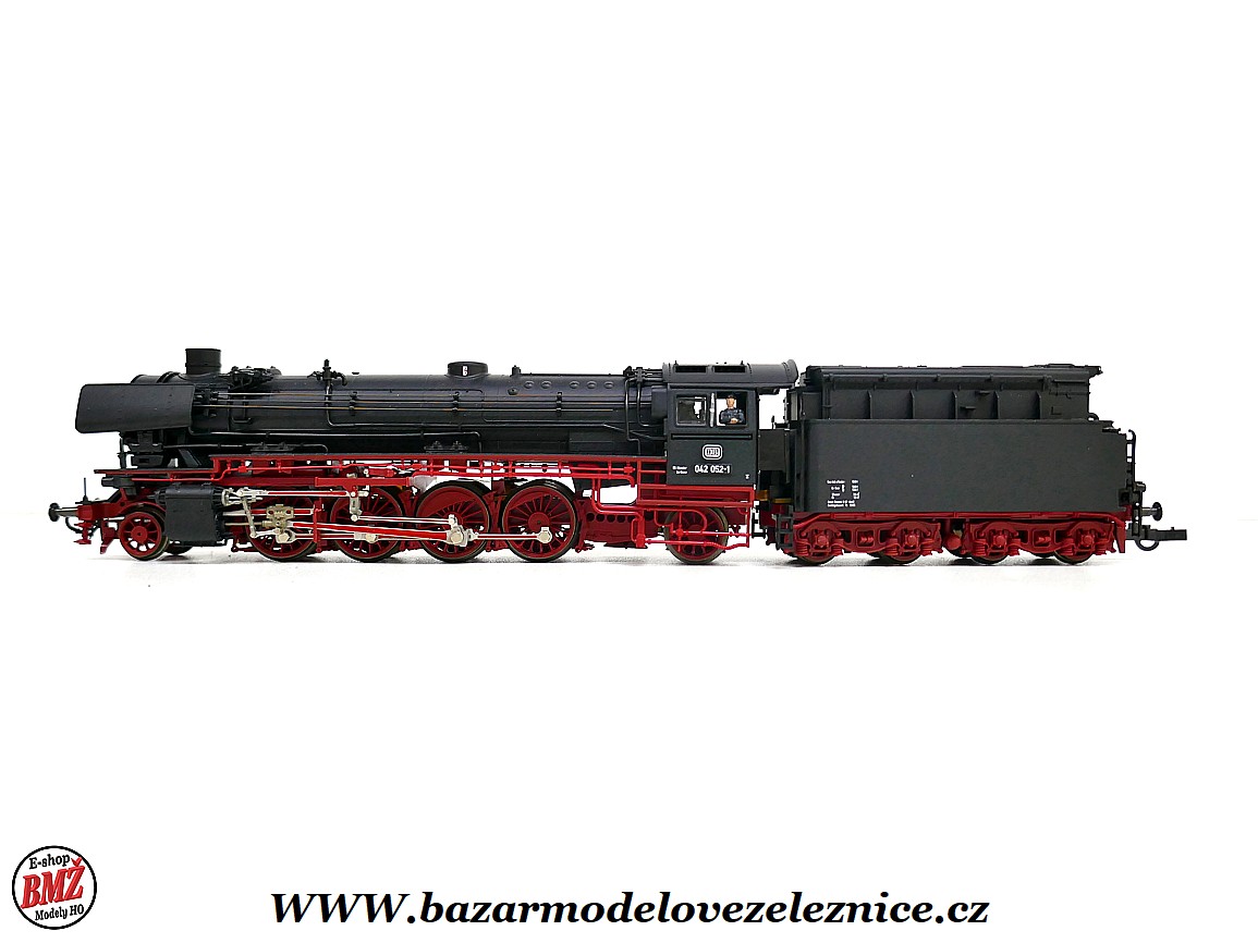Roco - DC - Parní lokomotiva BR 42 052 DB- HO