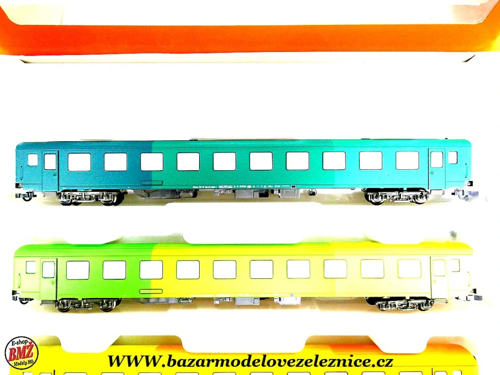 Roco - set 3 osobních vozů OBB - HO