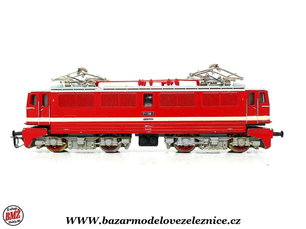 BTTB - Elektrická lokomotiva BR 211 018 DR - TT