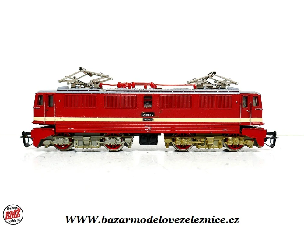BTTB - Elektrická lokomotiva E 211 010 DR - TT