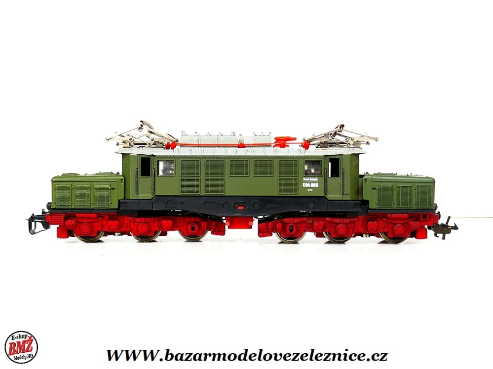 BTTB - Elektrická lokomotiva E 94 065 DR - TT