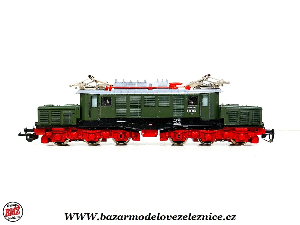 BTTB - Elektrická lokomotiva E 94 065 DR - TT