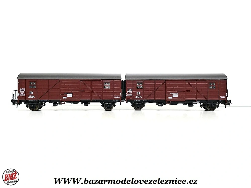 Roco - set 2 nákladních mont. vozů DB - HO