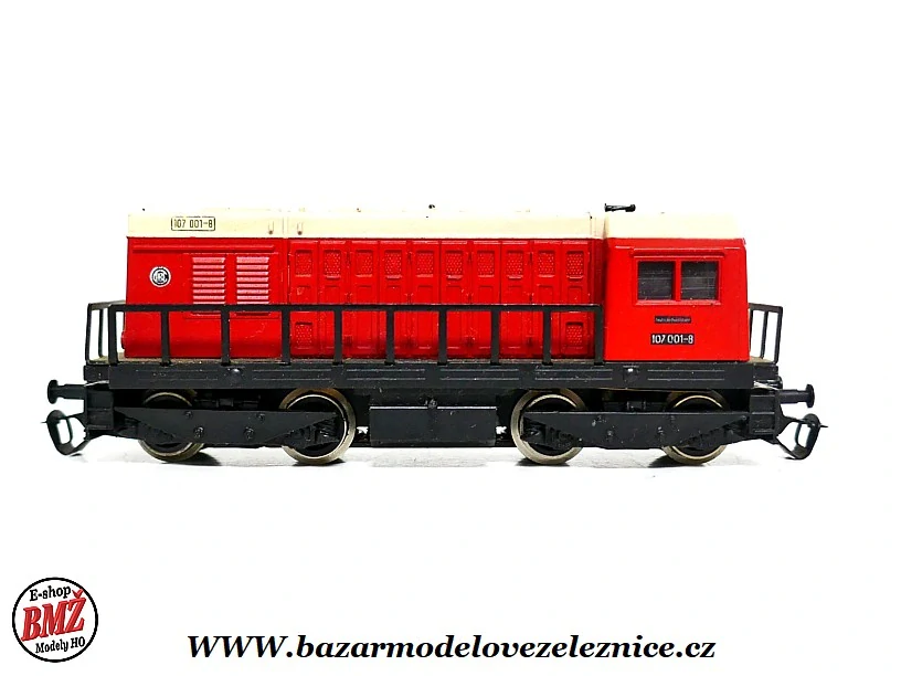 BTTB - Dieselová lokomotiva BR 107 001 DR - TT