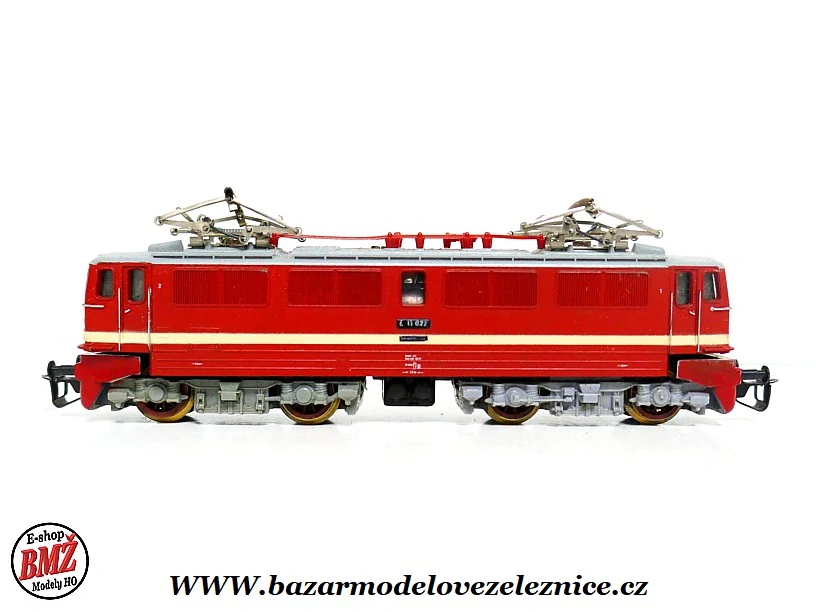 BTTB - Elektrická lokomotiva E 11 022 DR - TT