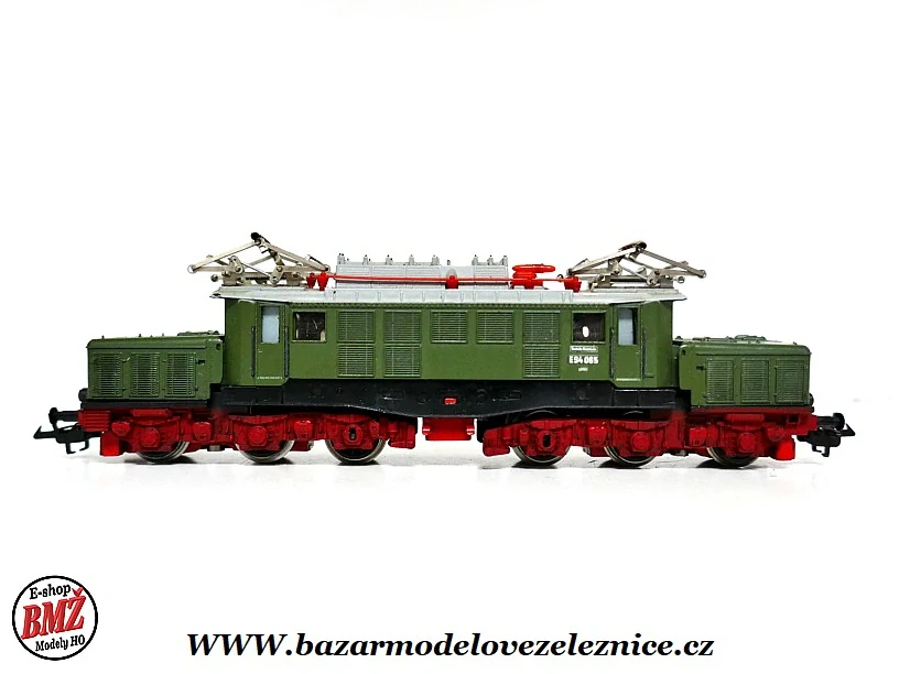 Zeuke - Elektrická lokomotiva E 94 065DR - TT