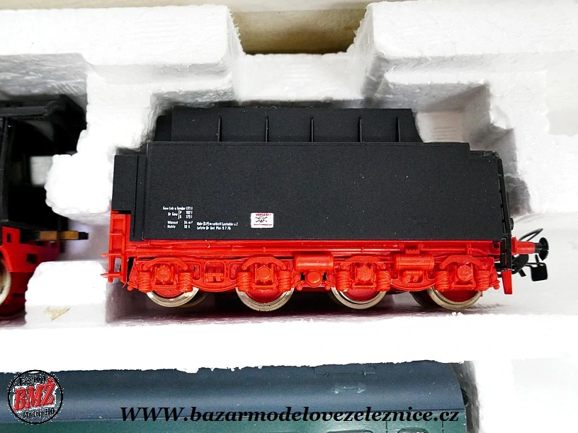 Piko DDR - DC - Set s BR 01 + 3 os. vozy - HO
