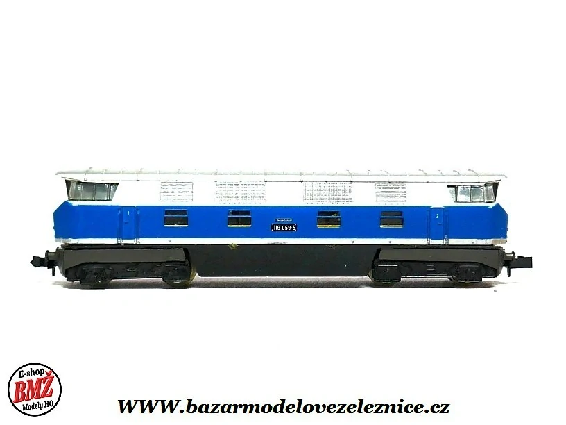 Piko DDR - DC - Dieselová lokomotiva V 180 DR- N