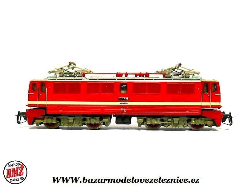 BTTB - Elektrická lokomotiva E 11 022 DR - TT