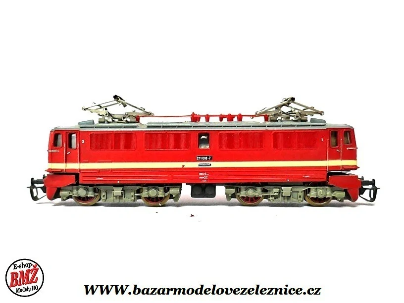 BTTB - Elektrická lokomotiva BR 211 018 DR - TT