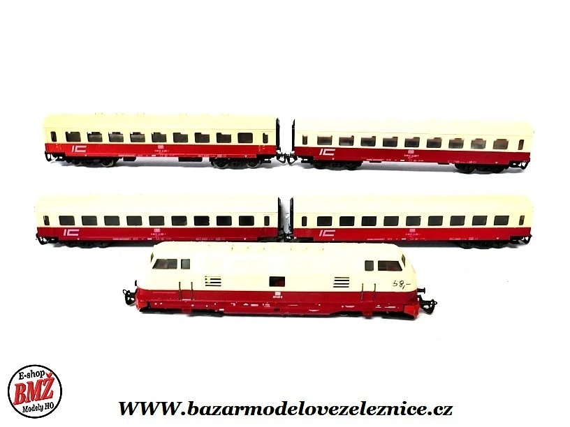 BTTB - DC - Set BR 221 + 4 osobní vozy IC - TT