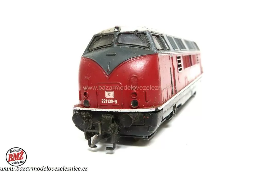 BTTB - Dieselová lokomotiva BR 221 139 DB - TT