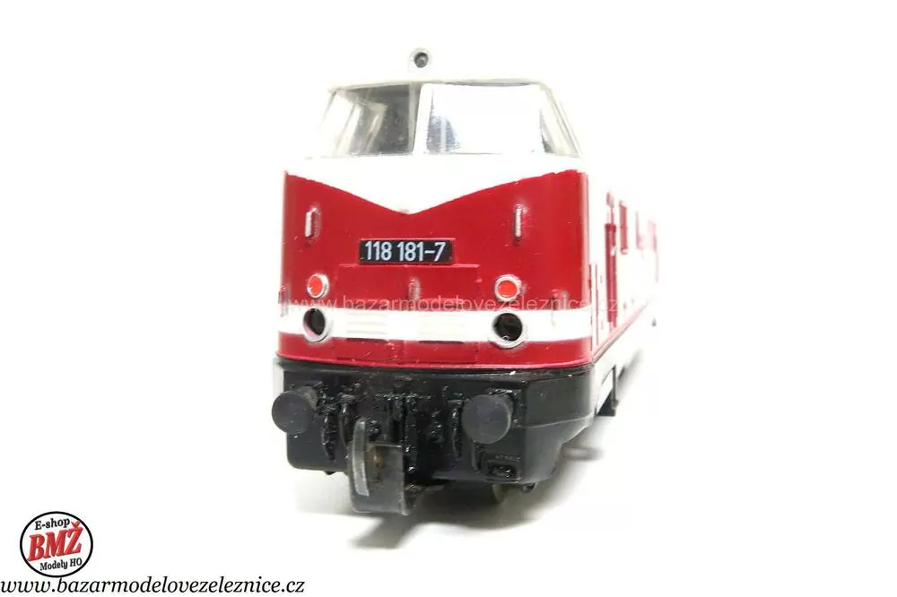 PIKO DDR - DC  - Dieselová lokomotiva BR 118 181  DR - HO