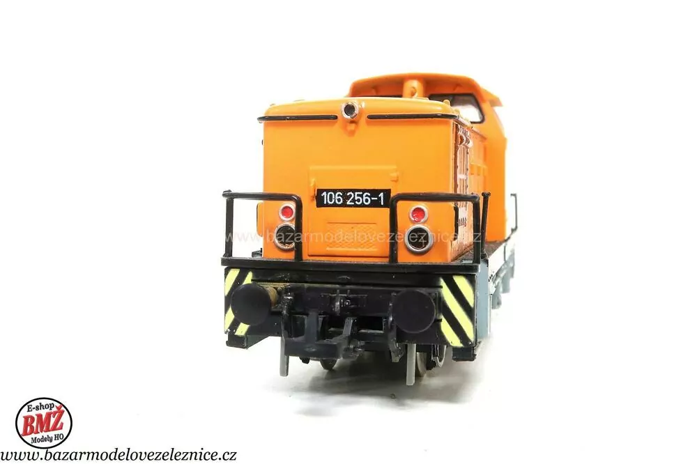Gutzold - DC - Dieselová lokomotiva BR 106 073 DR - HO