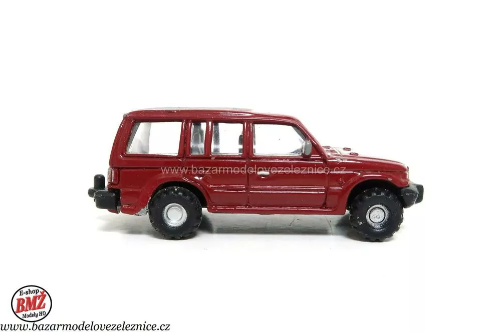 ? -  SUV kovový model -  HO