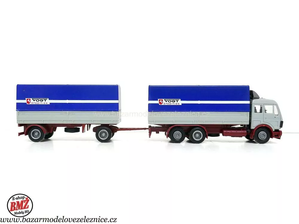 Herpa - Mercedes s přívěsem - HO