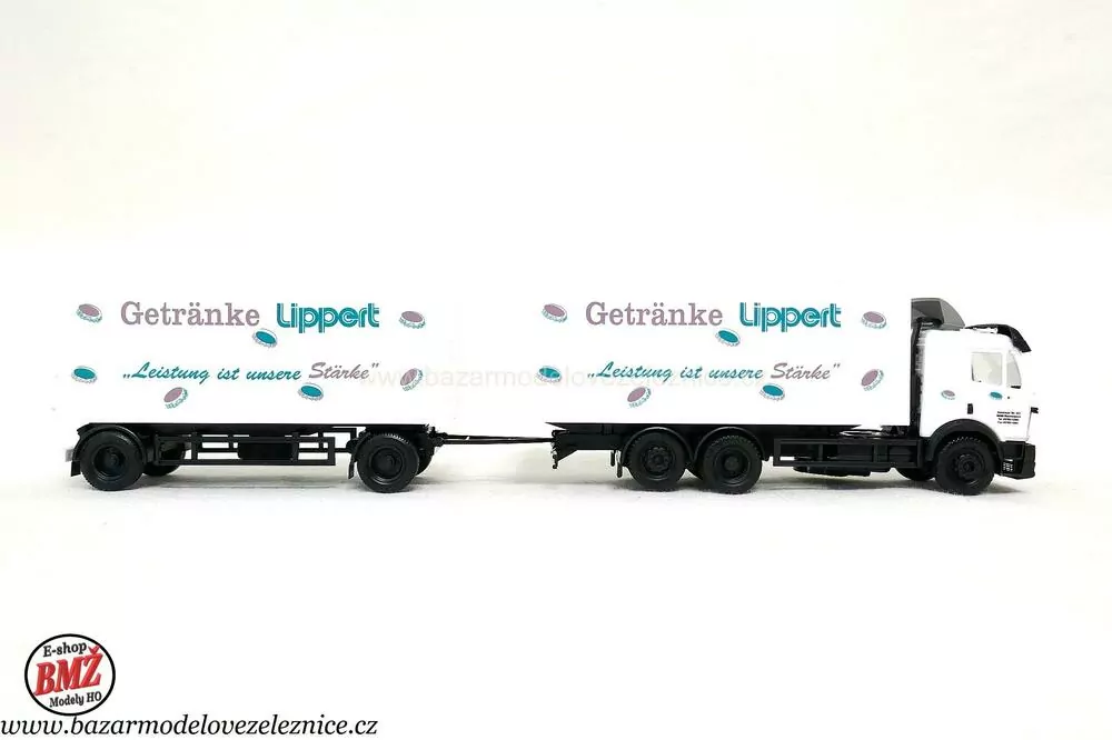 Herpa - Mercedes s přívěsem  -  HO