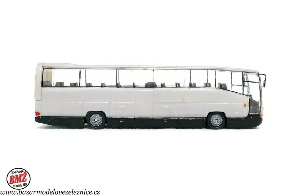 ? - Bus Mercedes - HO