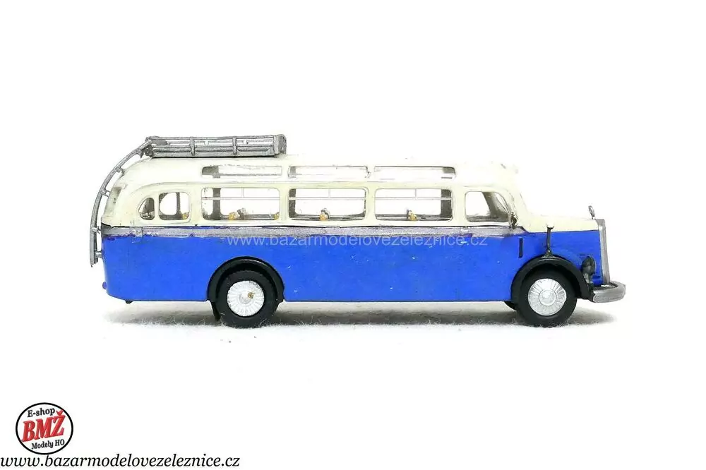 Praline - Bus Mercedes  - HO
