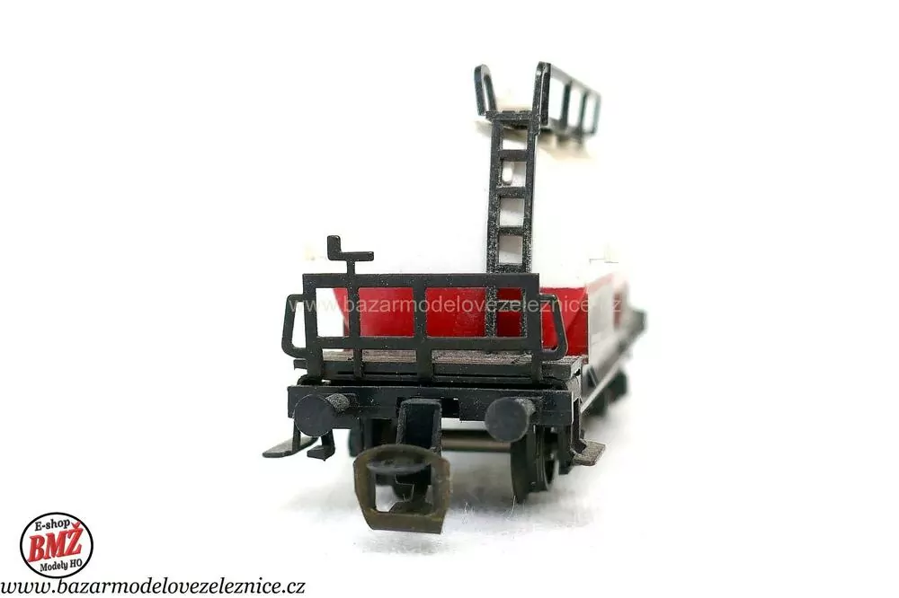 BTTB - Cisternový vůz Mobil SJ - TT