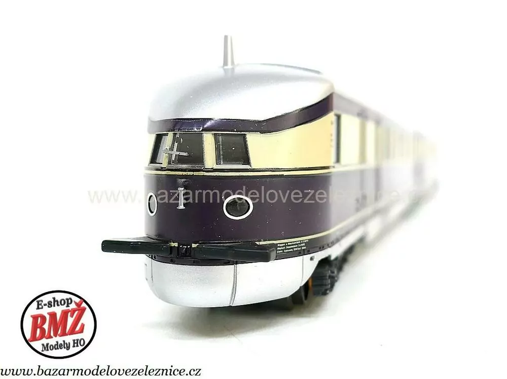 Kato - DSS - Motorová souprava SVT 877 DRG - HO