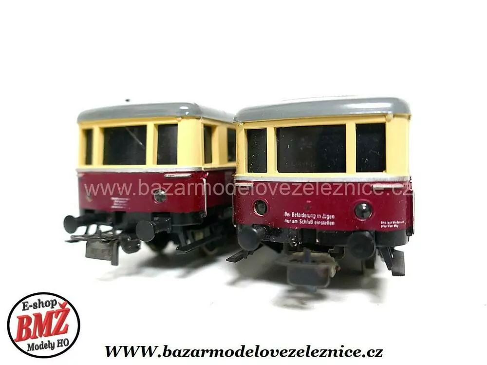 PIKO DDR - DC - Motorová souprava VT 135 DR - HO