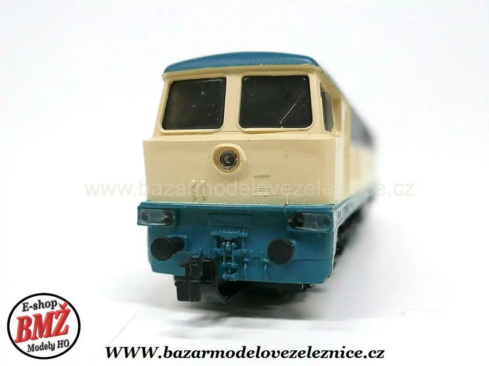 Piko DDR - DC - Dieselová lokomotiva BR 130 005 DR - HO
