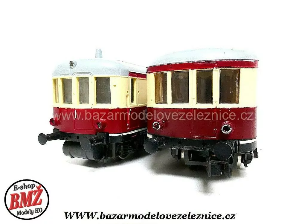 PIKO DDR - DC - Dieselová souprava BR 185 DR - HO