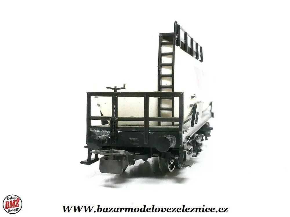 Piko DDR - Cisternový vůz DB ESSO - HO