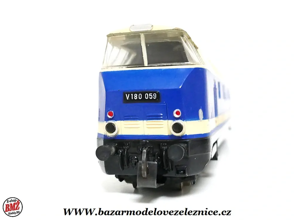 PIKO DDR - DC - Dieselová lokomotiva V 180 059 DR - HO