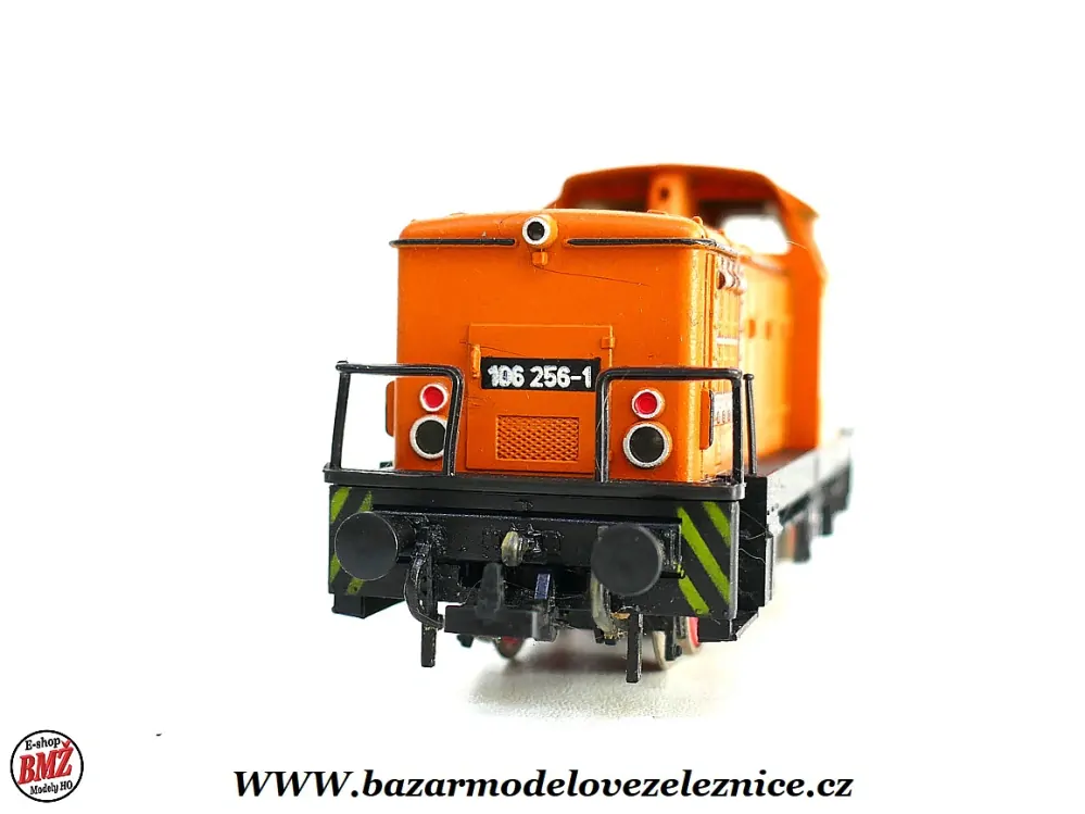 Piko DDR - DC - Dieselová lokomotiva BR 106 256 DR - HO