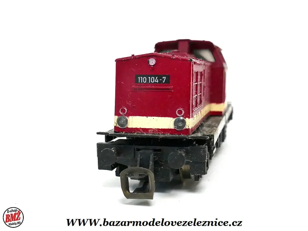 BTTB - Dieselová lokomotiva BR 110 104 DR - TT