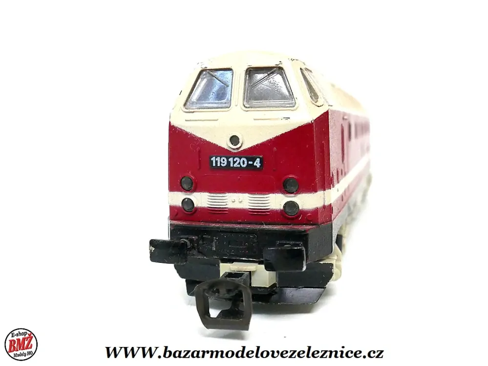 BTTB - Dieselová lokomotiva BR 119 120 DR - TT
