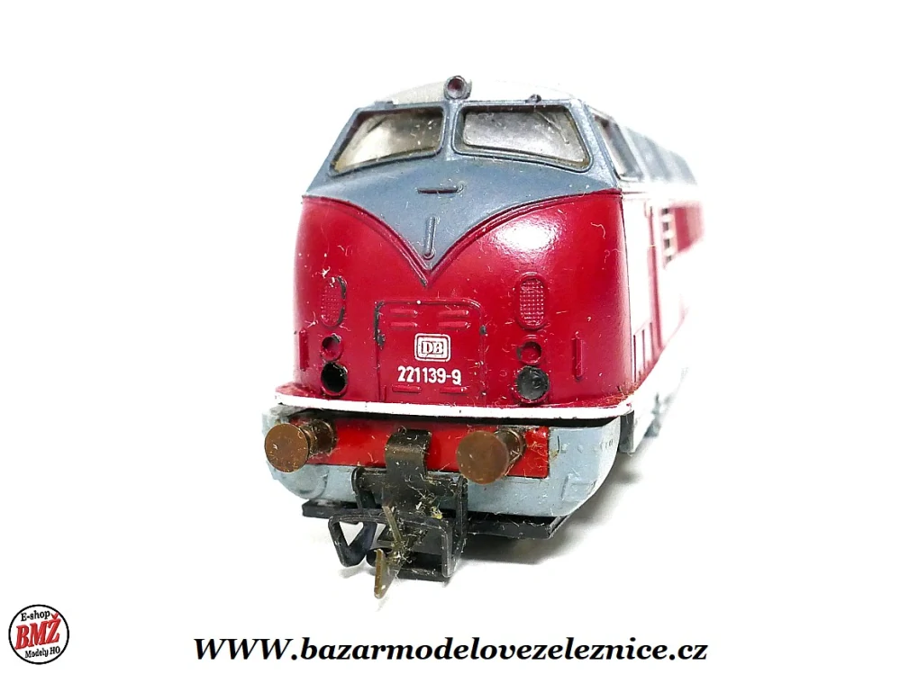 BTTB - Dieselová lokomotiva BR 221 139 DB - TT