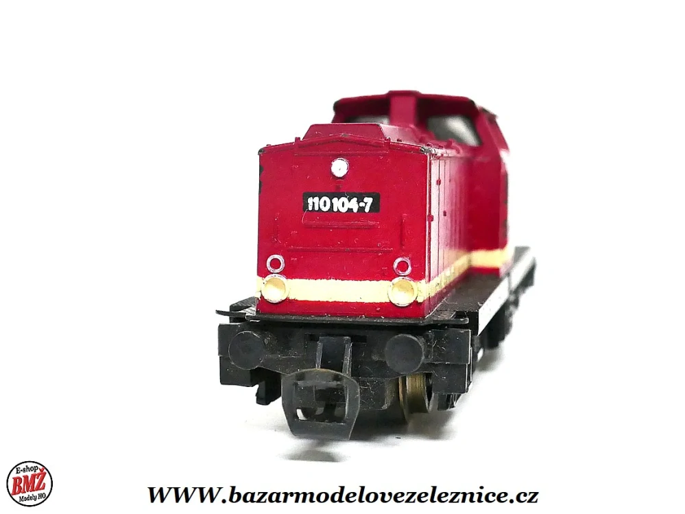 BTTB - Dieselová lokomotiva BR 110 104 DR - TT