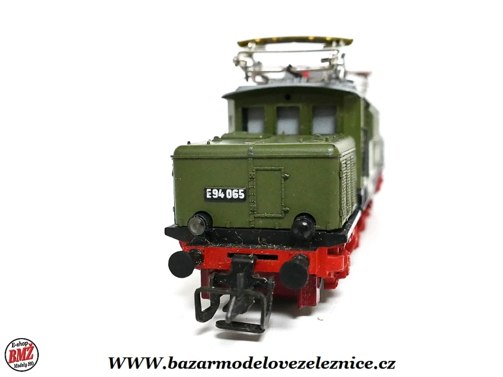 BTTB - Elektrická lokomotiva E 94 065 DR - TT