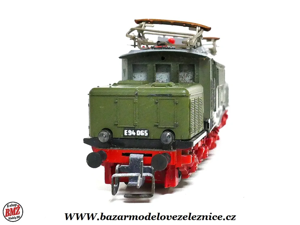 Zeuke - Elektrická lokomotiva E 94 065DR - TT