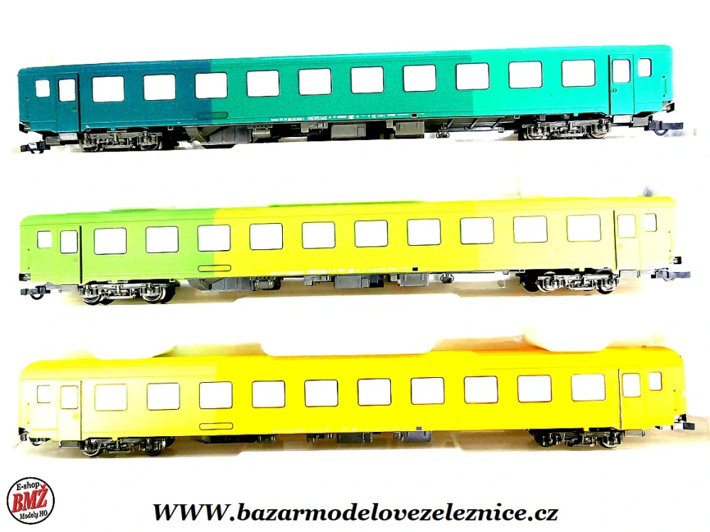 Roco - set 3 osobních vozů OBB - HO