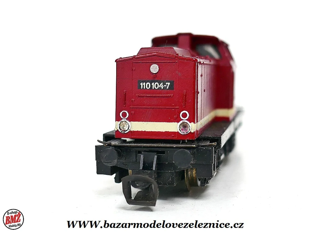BTTB - Dieselová lokomotiva BR 110 104 DR - TT